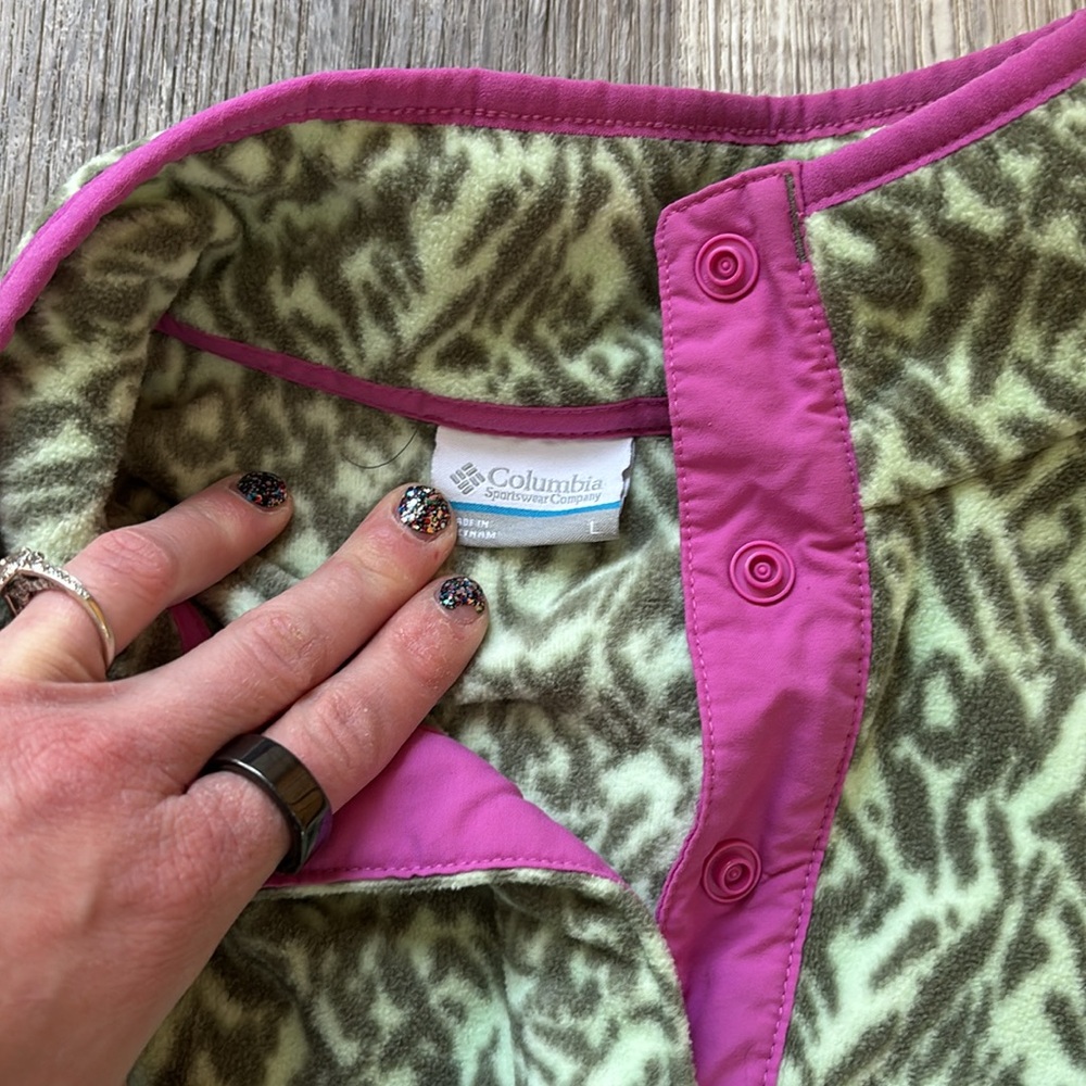 Columbia pullover - Picture 3 of 3